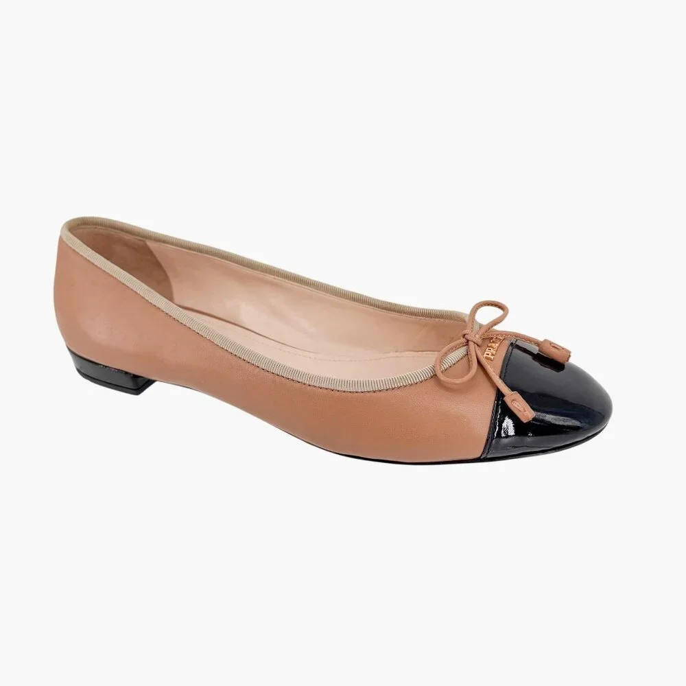 Prada Beige Black Cap Toe Logo Ballet Flats Leather Size 38 US 8 Women Two Tone - Picture 8 of 15
